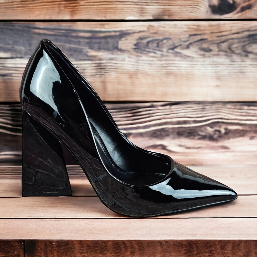 Steve Madden Black Patent Block Heel Pumps